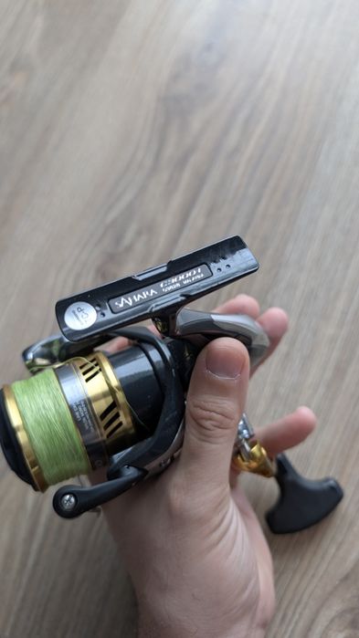 Vand Mulineta Shimano Sahara C3000 – NOUA la cutie