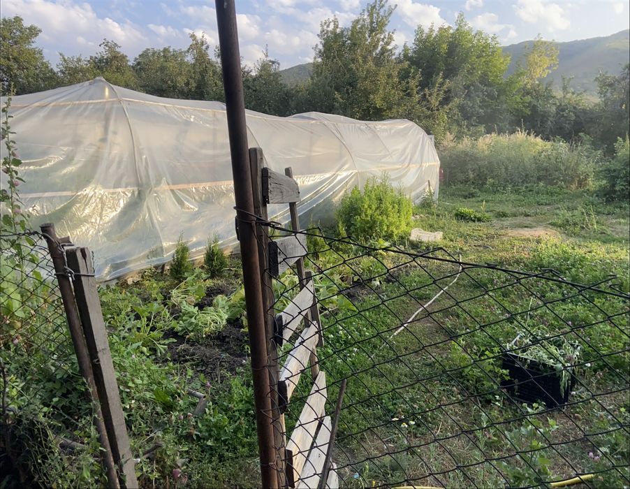 Продам дом в есике