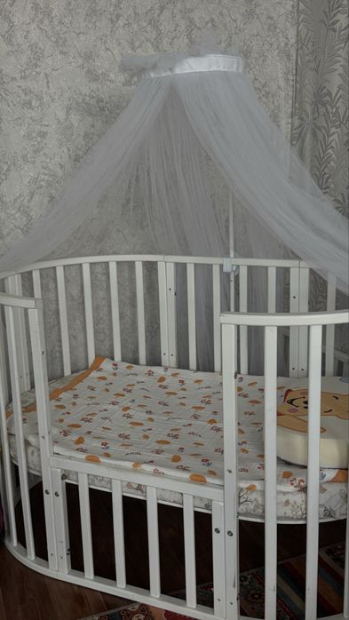 Кроватка детская.