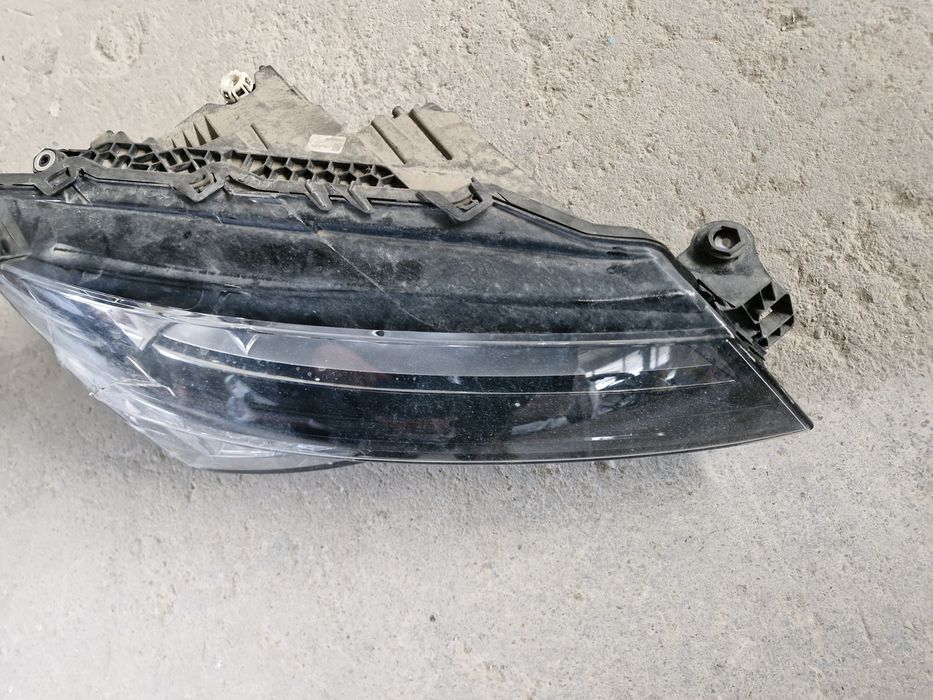 Far dreapta Full Led Skoda Superb 3 3v B8