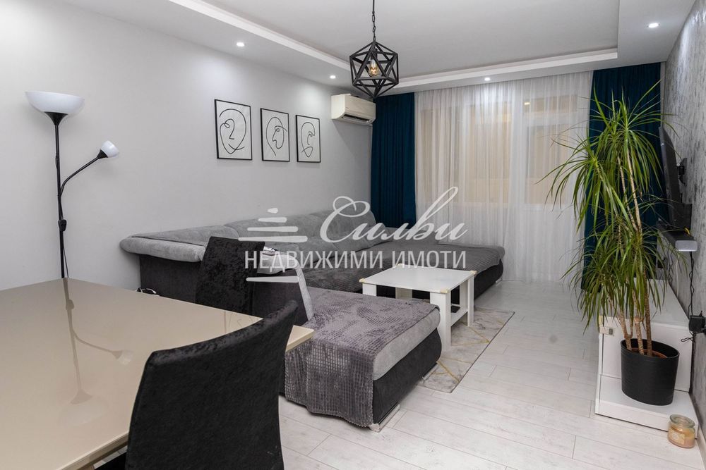 Продава се Тристаен апартамент в Шумен, Боян Българанов 2 - 85 кв.м за 1260 €/кв.м - Снимка #2