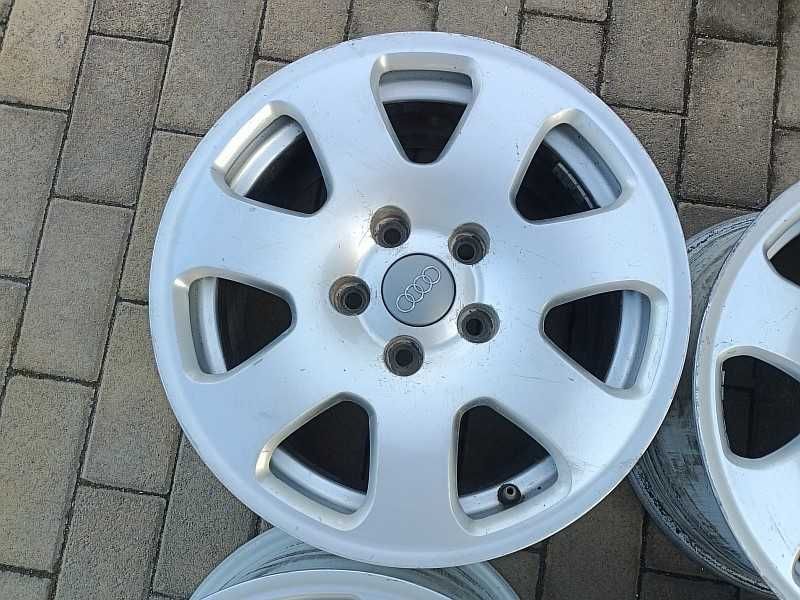 Продам оригинальные кованные диски на автомашину Audi