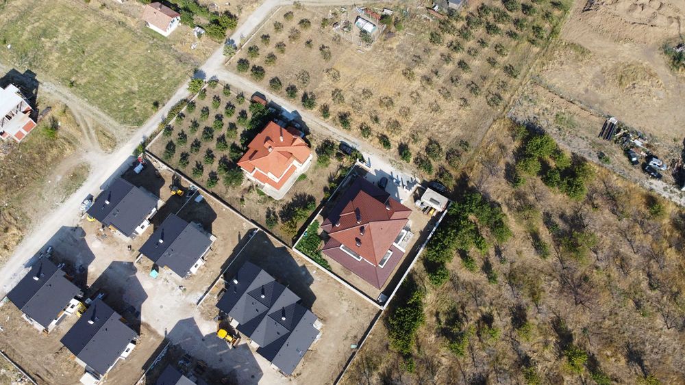 Дрон заснемане - парцели, къщи, дворове, хотели, строежи