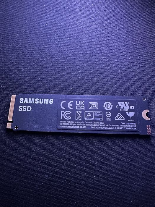 Crucial, Predator, Samsung SSD 2-4 TB