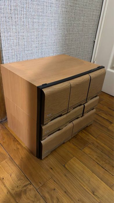 Тумба под диски, касеты в отличном состоянии