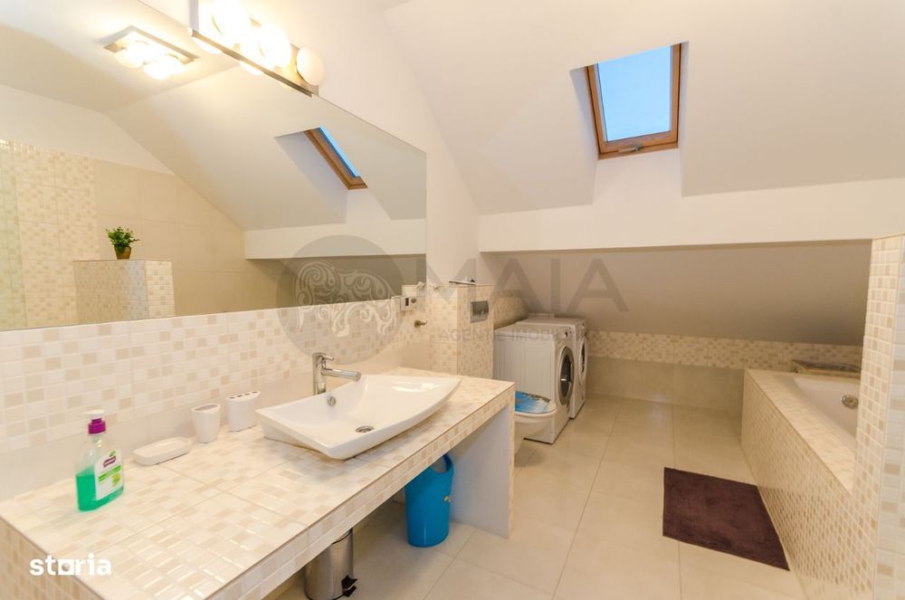 Penthouse 3 camere, 2 bai, 200 mp utili + 35 mp terasa,Calea Dumbravii