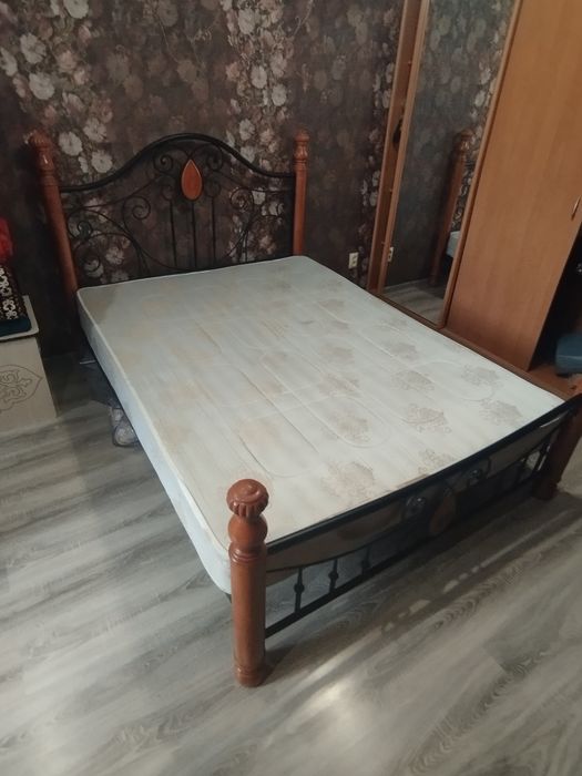 Продается Кровать