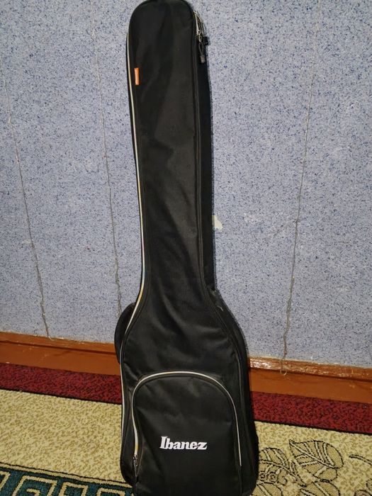 Гитара бренд Yamaha