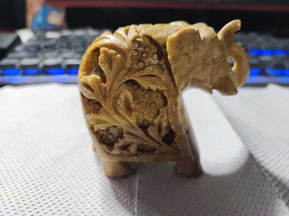 Lot vintage de 6 statuete diferite