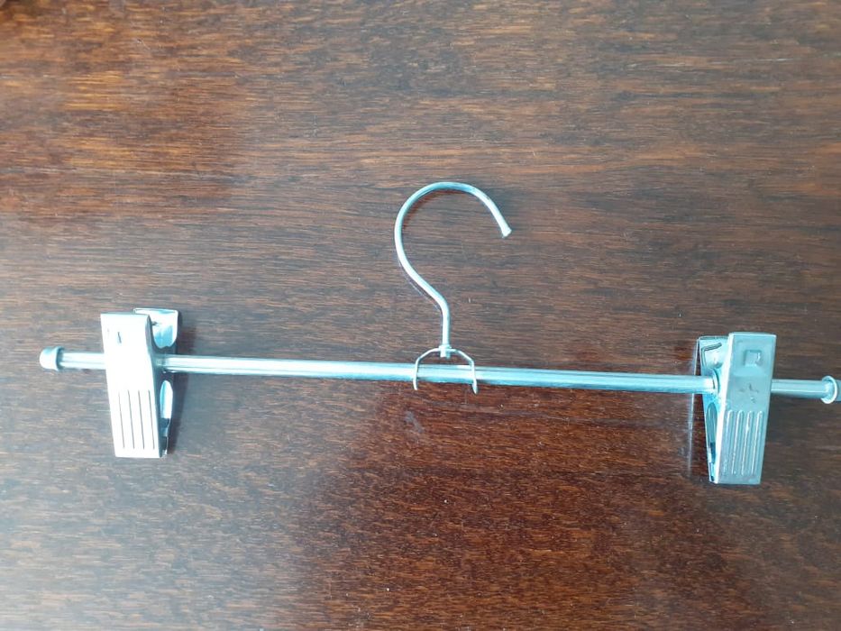 Продам вешалки плечики