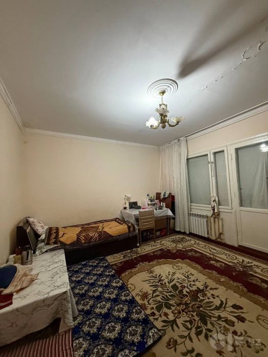 Гафура Гуляма 2 комнатная 9 этаж, 63м2. Ориентир Ганга мороженое
