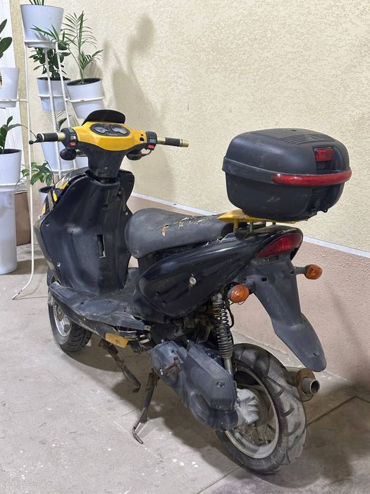 Продам скутер 80сс