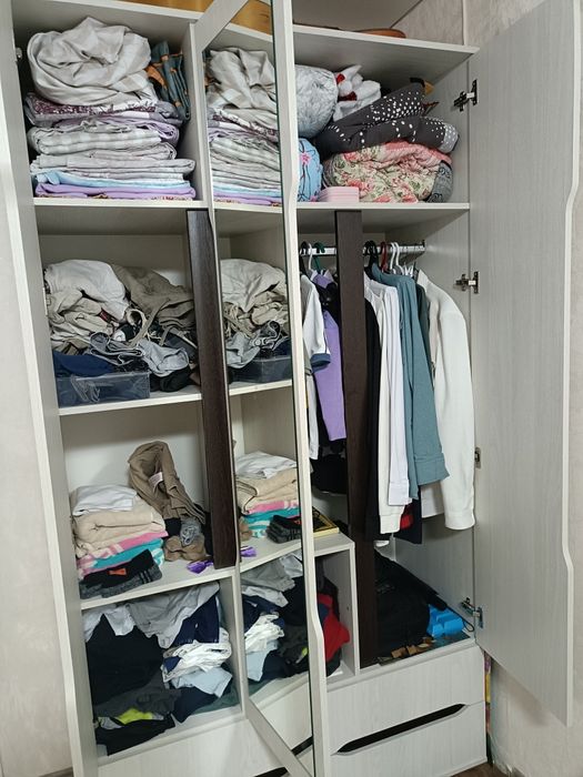 Продам шкаф (новый)