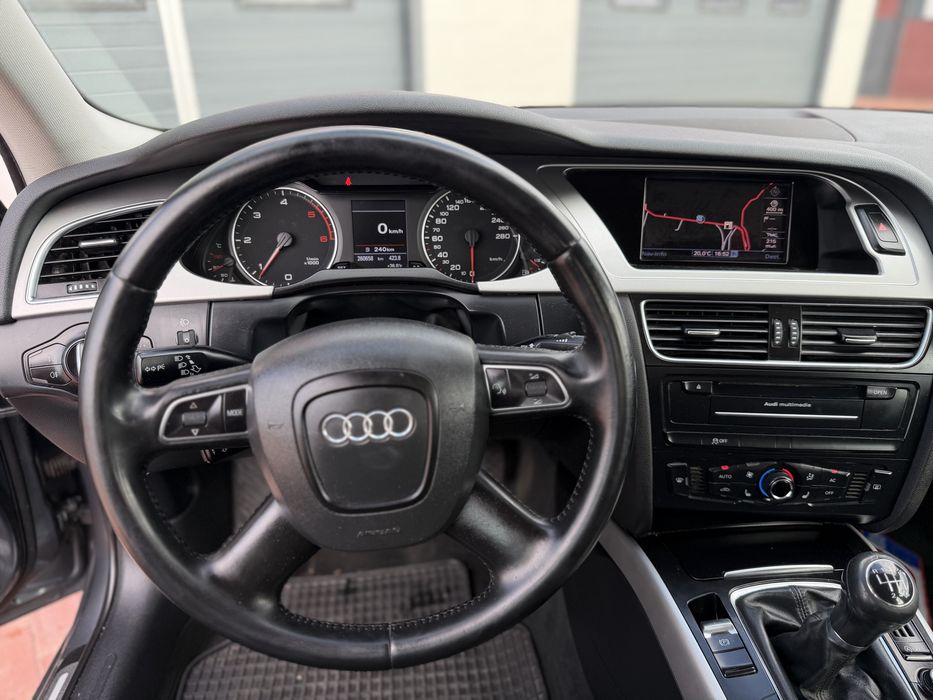 Audi A4 // 2.0 143 Cp // 2012 // Xenon-Led //