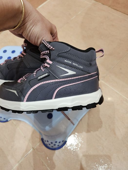 Непромокаеми детски маратонки Puma