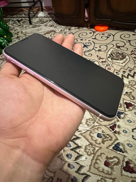 Айфон 11, 64 гб без минусо