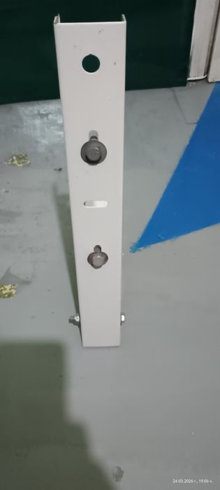 Продавам стойки за климатик