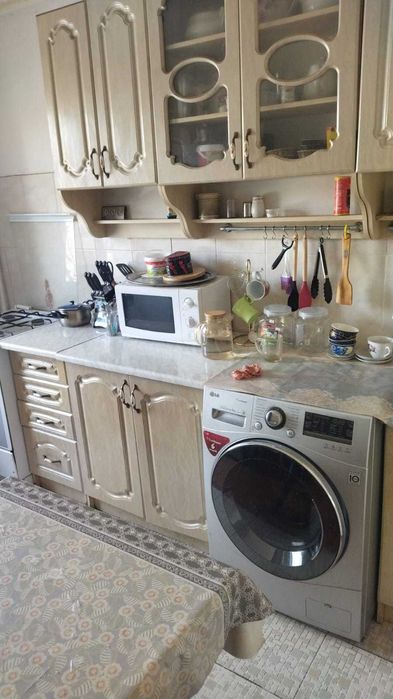 Продам  кухонную  мебель