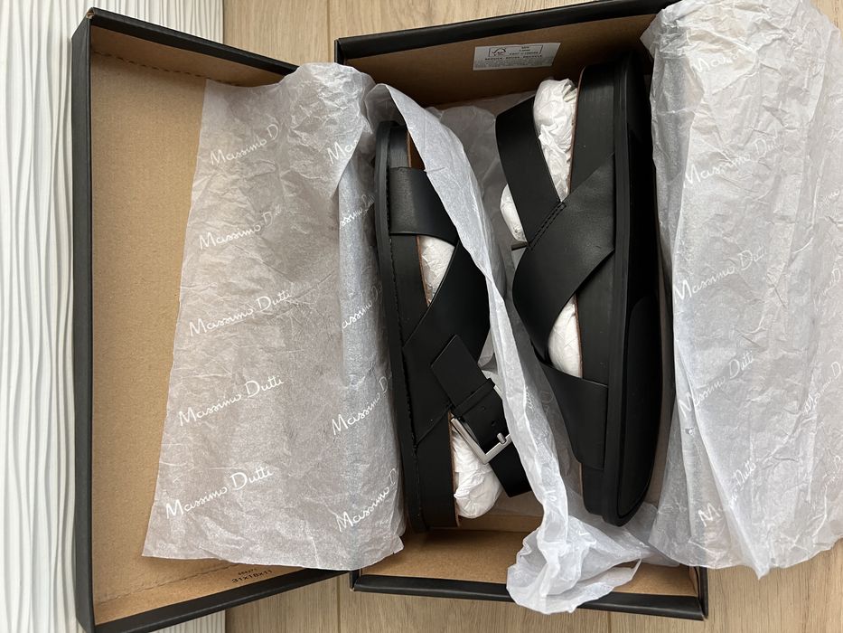 Кожени сандали Massimo Dutti