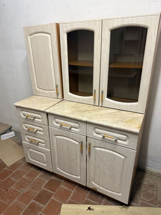 Кухонный гарнитур