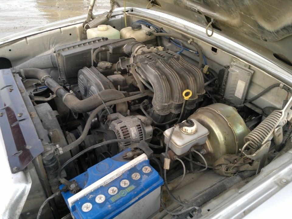 Волга 31105 с двигателем Chrysler 2.4 DOHC обзор