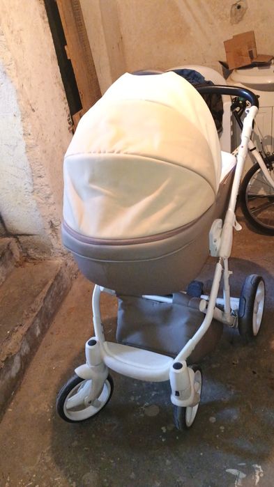 Бебешка количка  адамекс