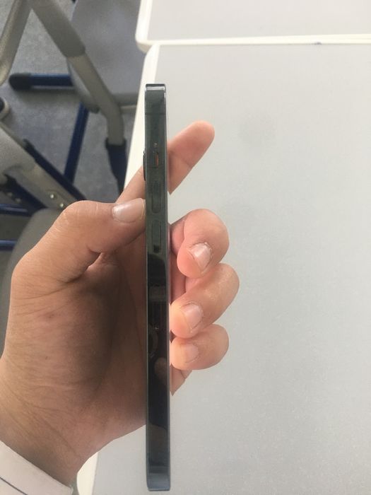 Айфон 13про чороно