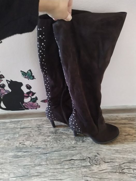 Дамски ботуши N 37