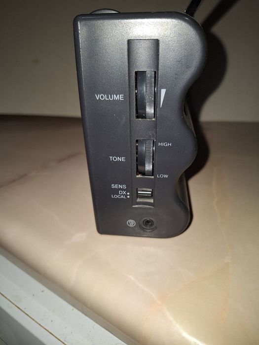 Vand radio digital Sony ICF-M400S.