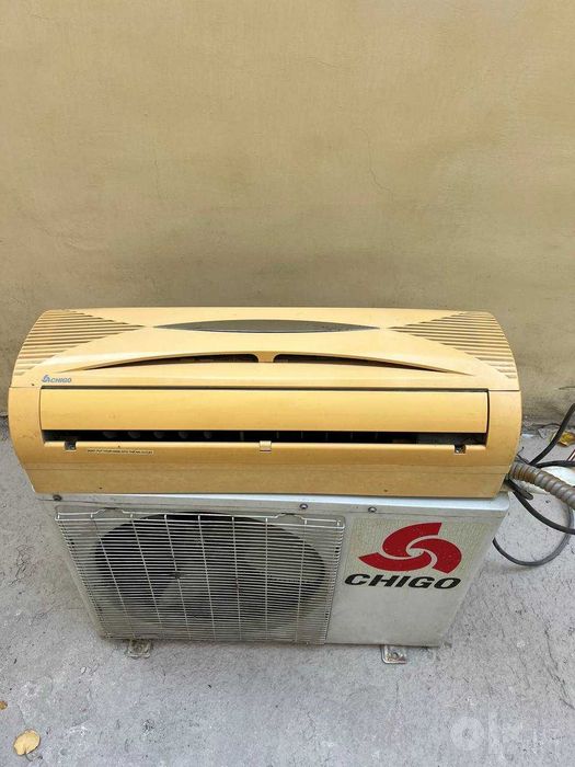 Продаю кондиционер CHIGO-9000 BTU режим зима -лето