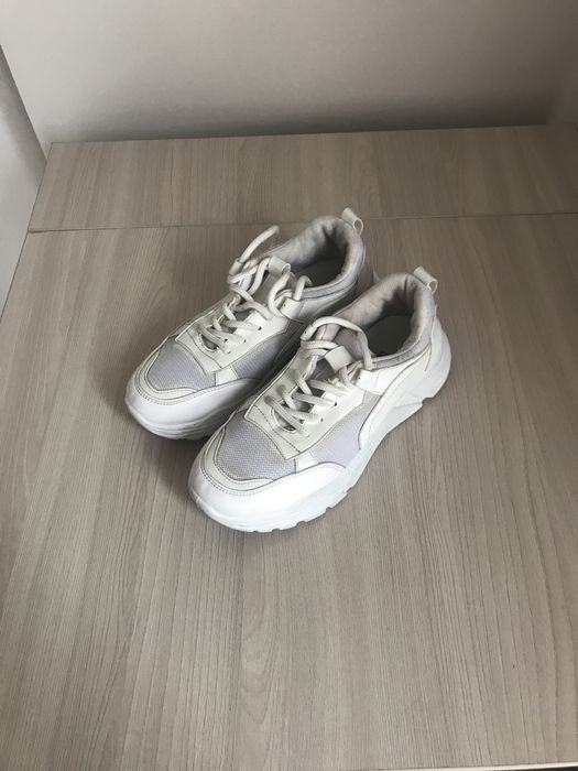 Кроссовки Butigo 36 размер ,  одевала 2  раза