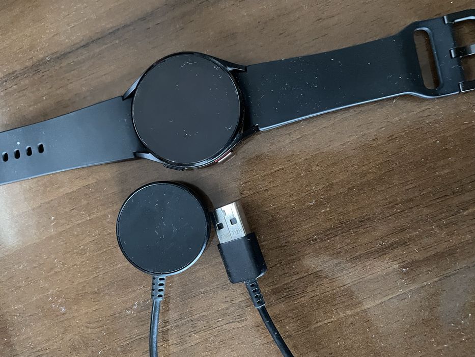 Galaxy Watch 4  модель