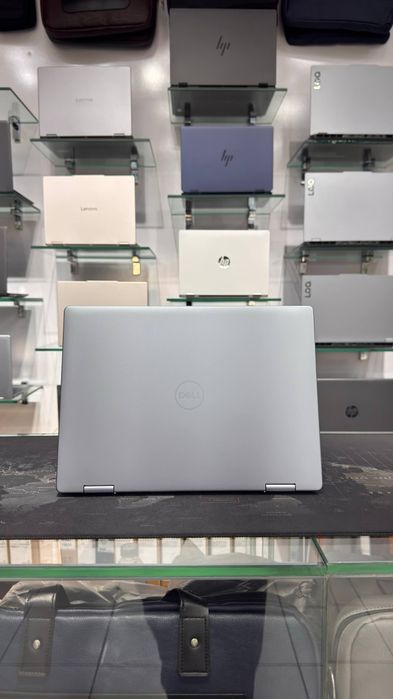 Dell Inspirion Rayzen 5
