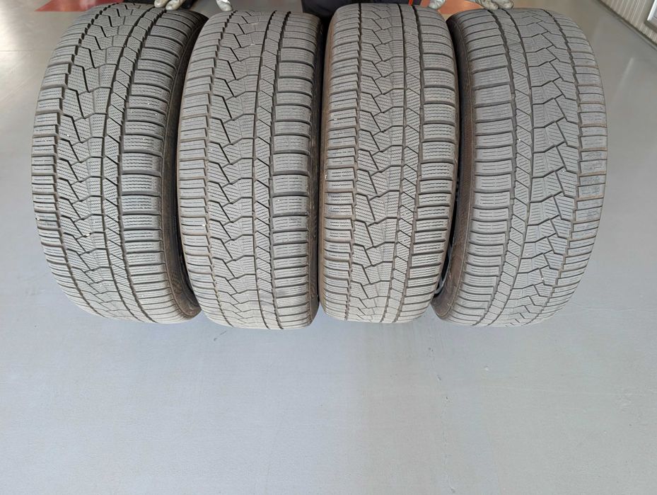 Set 4 Cauciucuri Iarnă CONTINENTAL 265/35 R22 (2x DOT 2025 + 2x DOT 2020/2021)