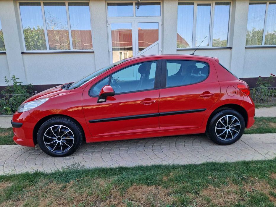 Peugeot 207 1.4 MPI Benzină 75 CP 2007