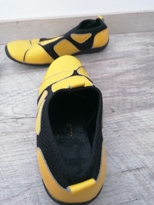 Pantofi de piele  roz  alții galbeni naturala nr 38