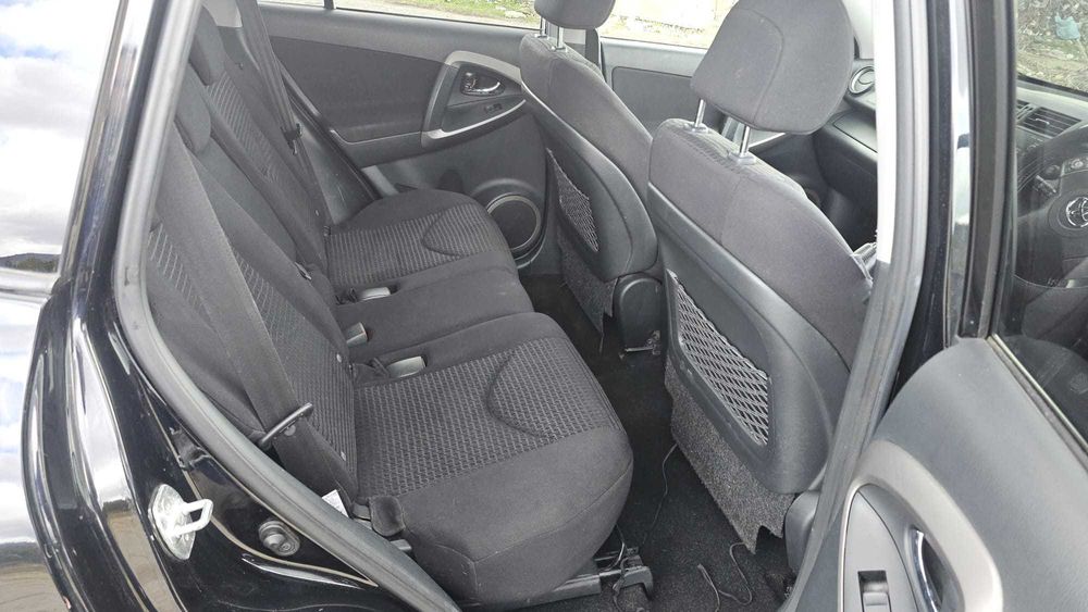 Toyota RAV 4  2.2  D4D