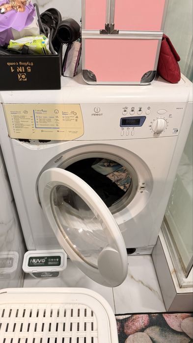 Б/у стиральная машина INDESIT автомат