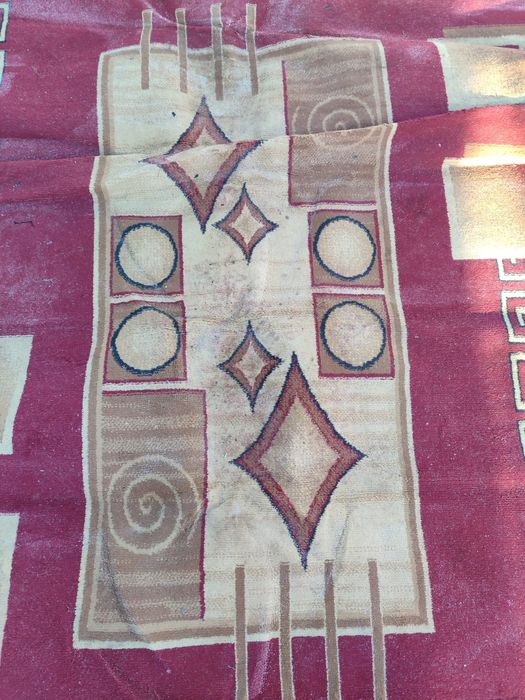 Продам ковёр в хорошем состоянии