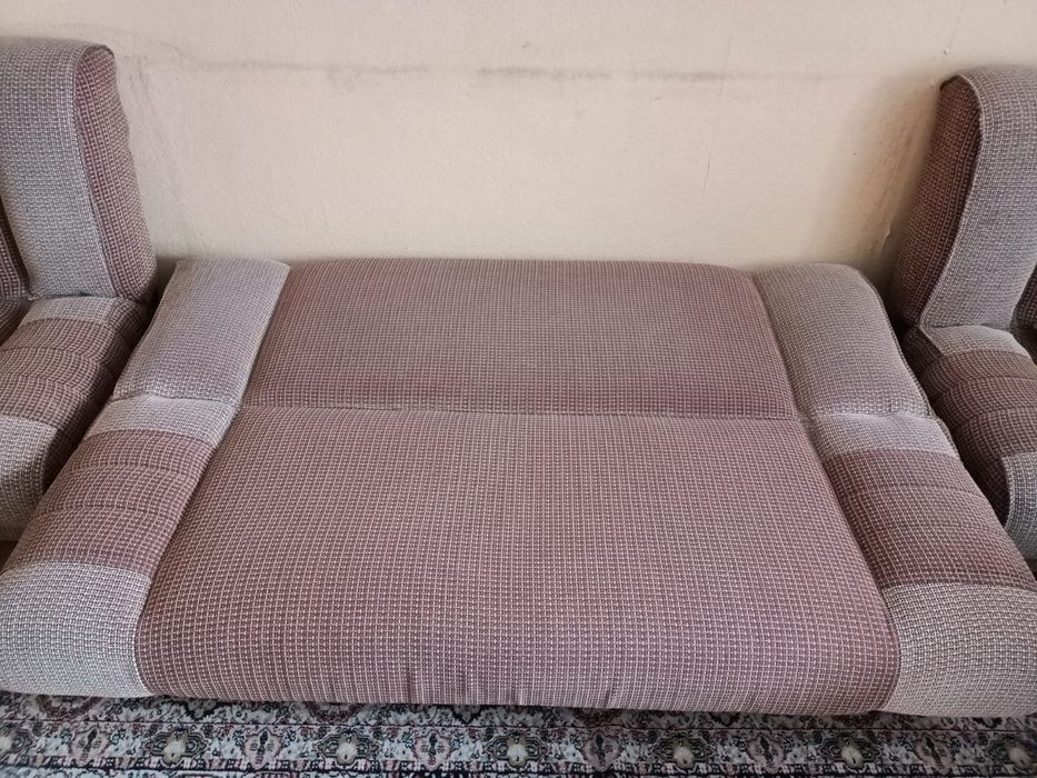 Диван и два кресла