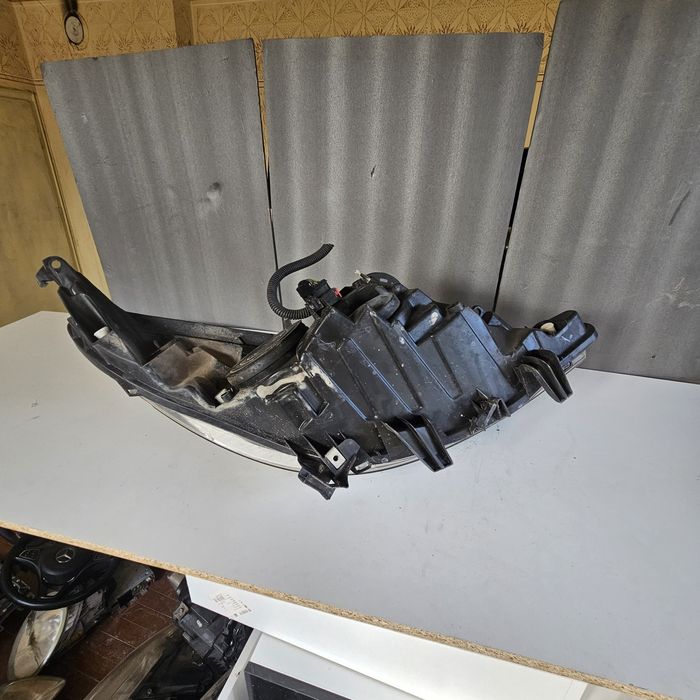 Фарове за Peugeot 207 CC Cabrio (02.2007 - 01.2015), кабрио