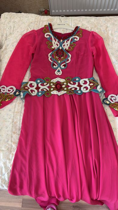 Әдемі қазақша көйлек сатылады