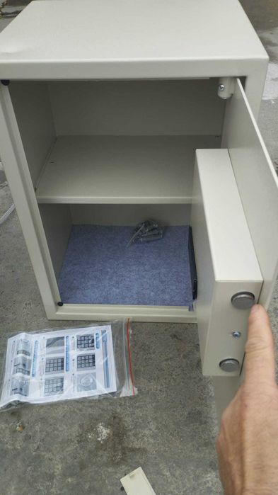 Seif metalic 50cm negru sau gri