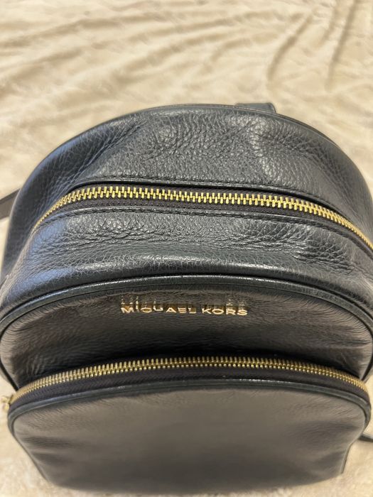 Продам рюкзак Michael Kors