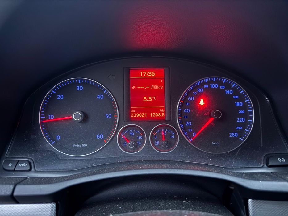 VOLKSWAGEN Golf 2008 — imagine 5