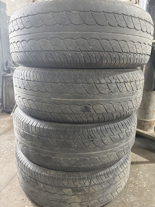 Продам резину летнюю.