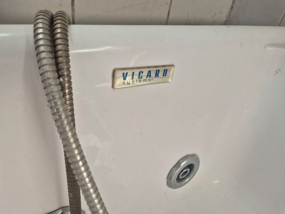 Продавам джакузи Vicard Systems