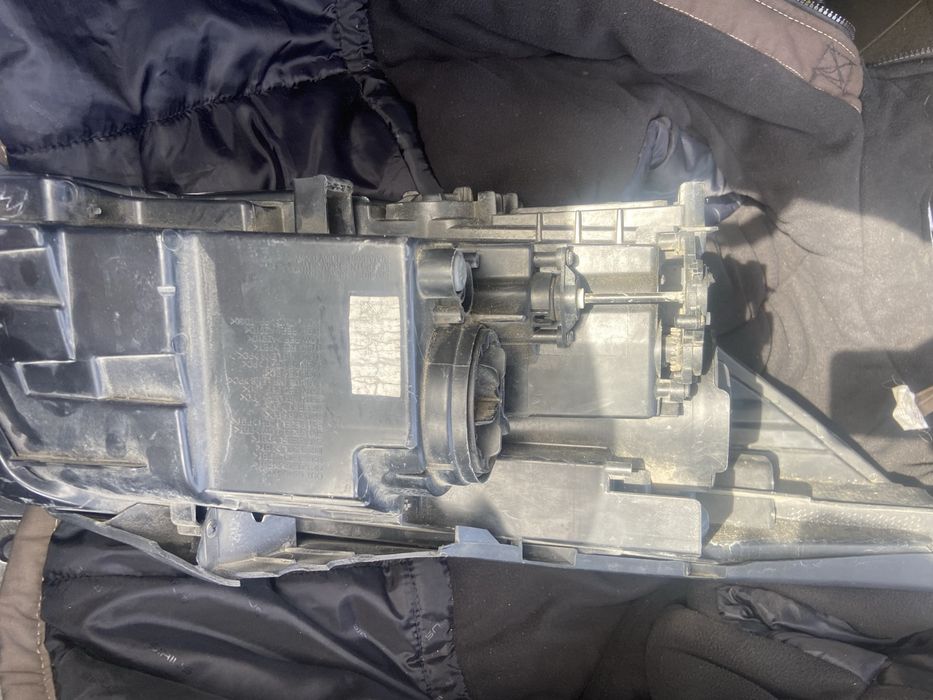 Фара Киа Соренто