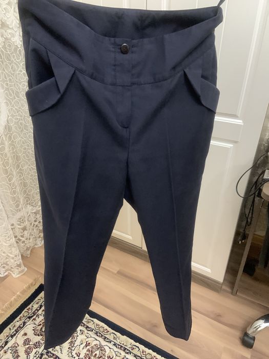 Продам костюм школьный для девочек