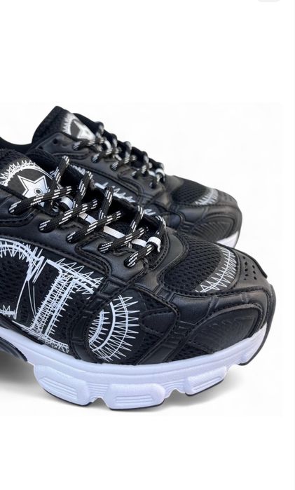 Продам кроссовки под Dior